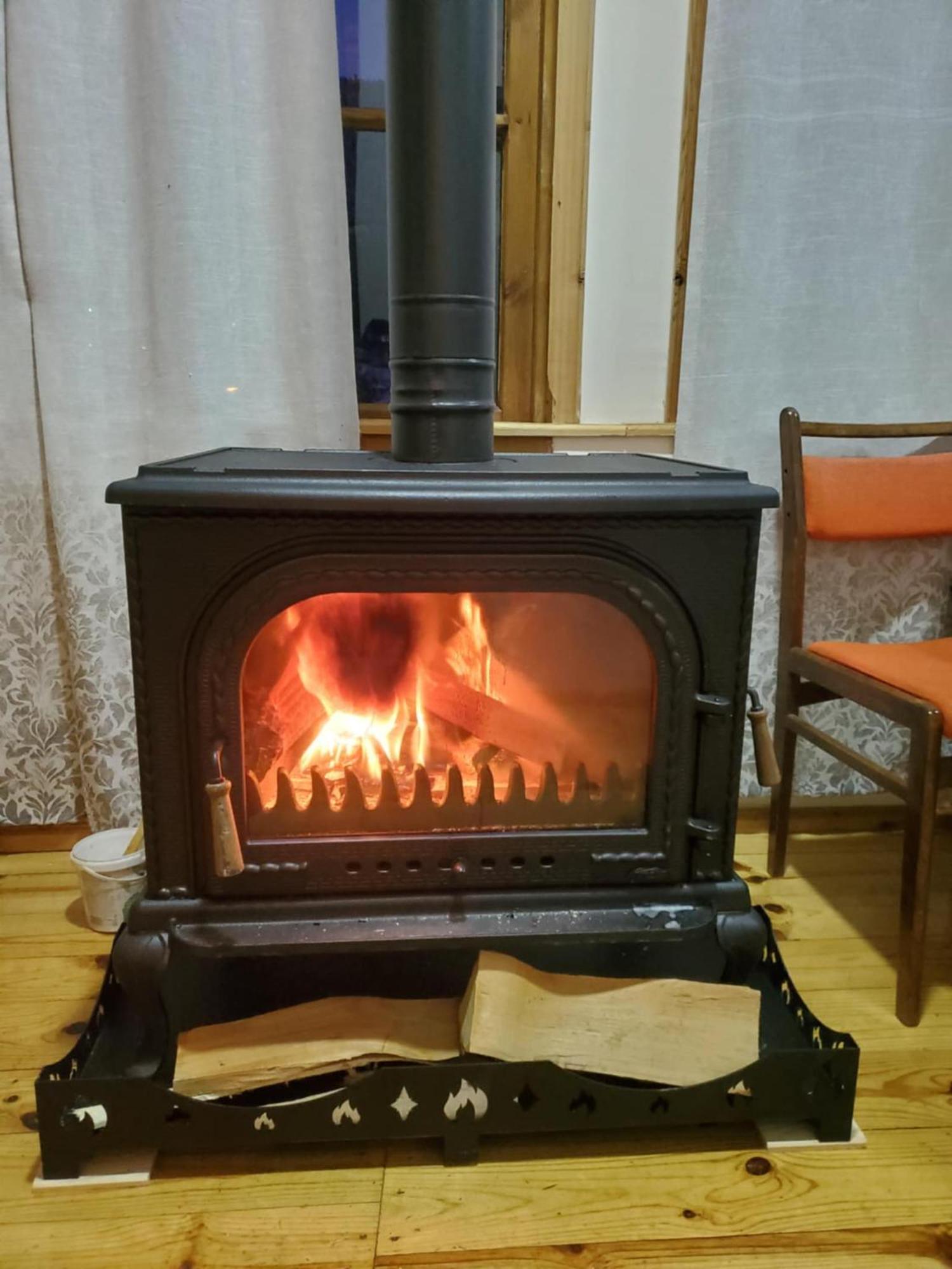Ailama Guesthouse メスティア エクステリア 写真
